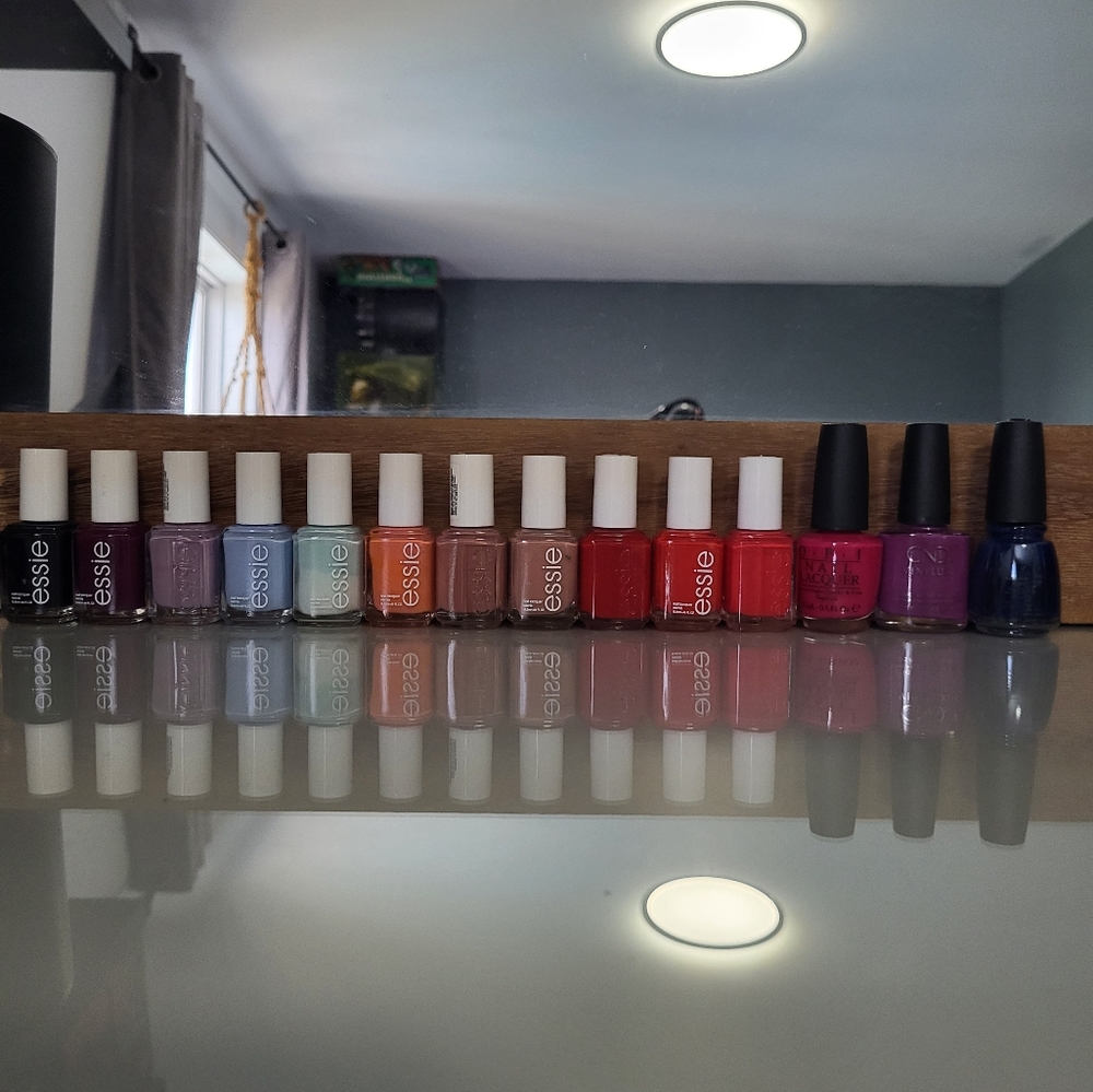 Nail polishes